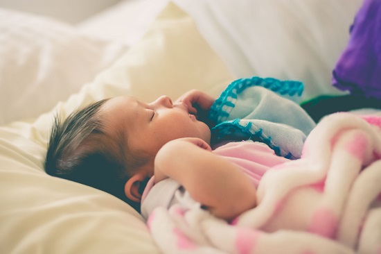 Conheça os tipos de travesseiros específicos para bebês