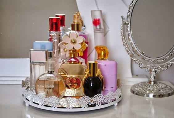 Como organizar perfumes